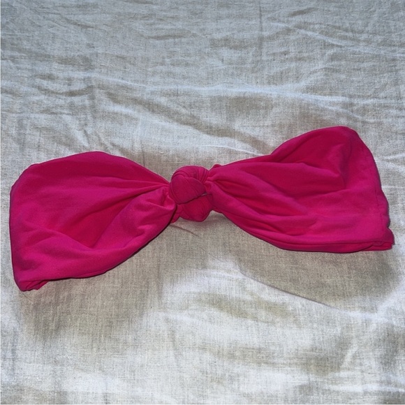 Indah Pink Bikini - Picture 3 of 3